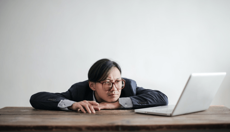 社群定義-具有社交性質和功能的網路平台 社群定義-具有社交性質和功能的網路平台